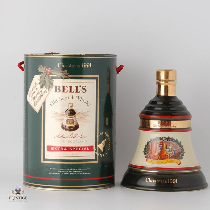 Bell's Decanter - Christmas 1991