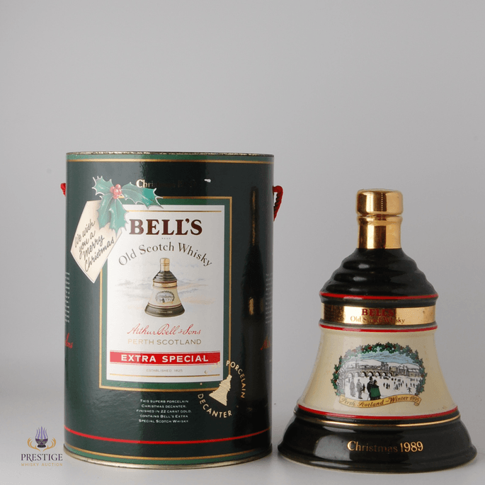 Bell's Decanter - Christmas 1989