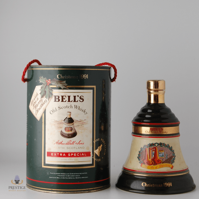 Bell's Decanter - Christmas 1991